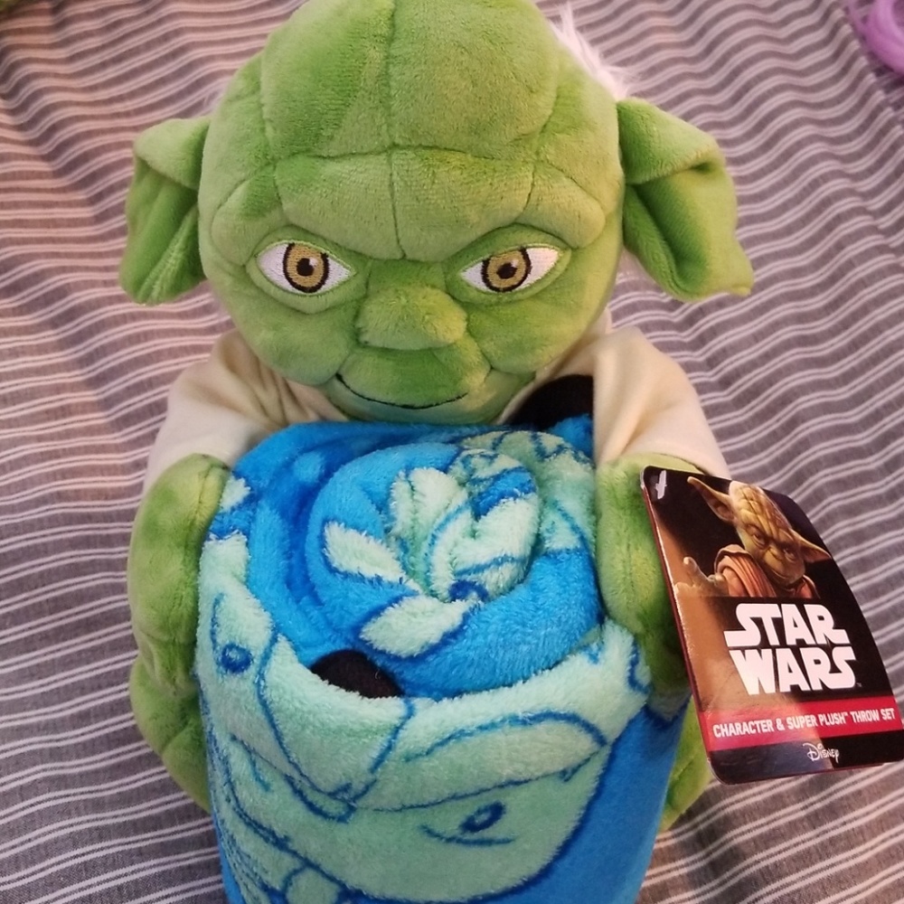 Star wars Yoda and blanket